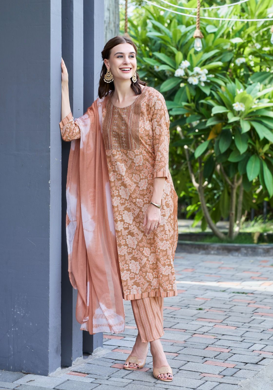 Shagun Vol 4 By Mystic 9 Rayon Foil Printed Kurti With Bottom Dupatta Wholesalers In Delhi